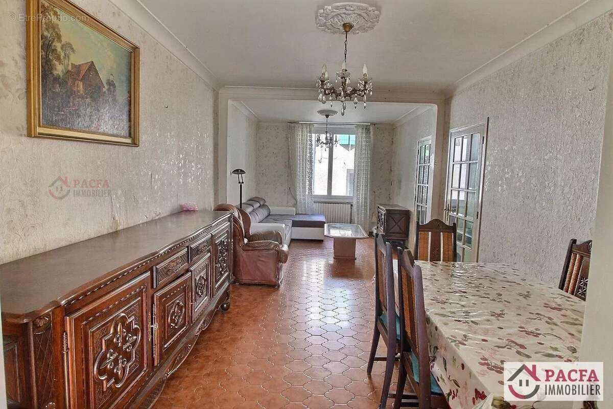 Maison de village avec jardin et garage - photo 4