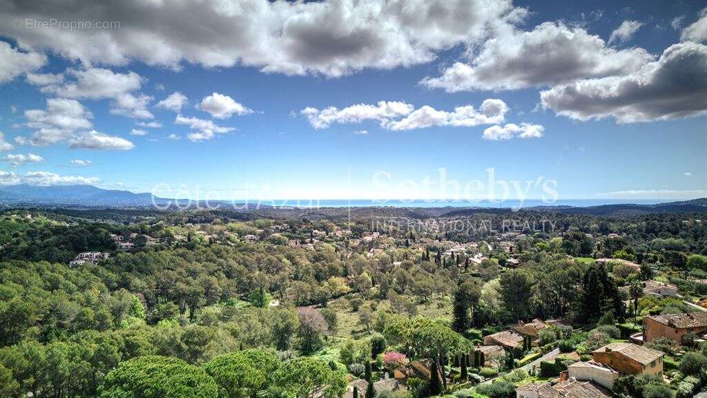 Maison à MOUANS-SARTOUX