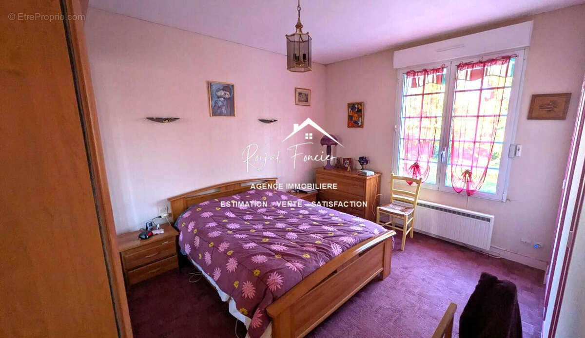 1er Chambre RDC - Maison à LE GRAND-PRESSIGNY