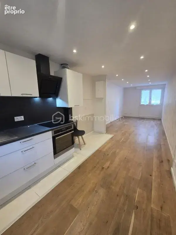 Lorient – T2 de 41,5 m² avec parking et cave - photo 4