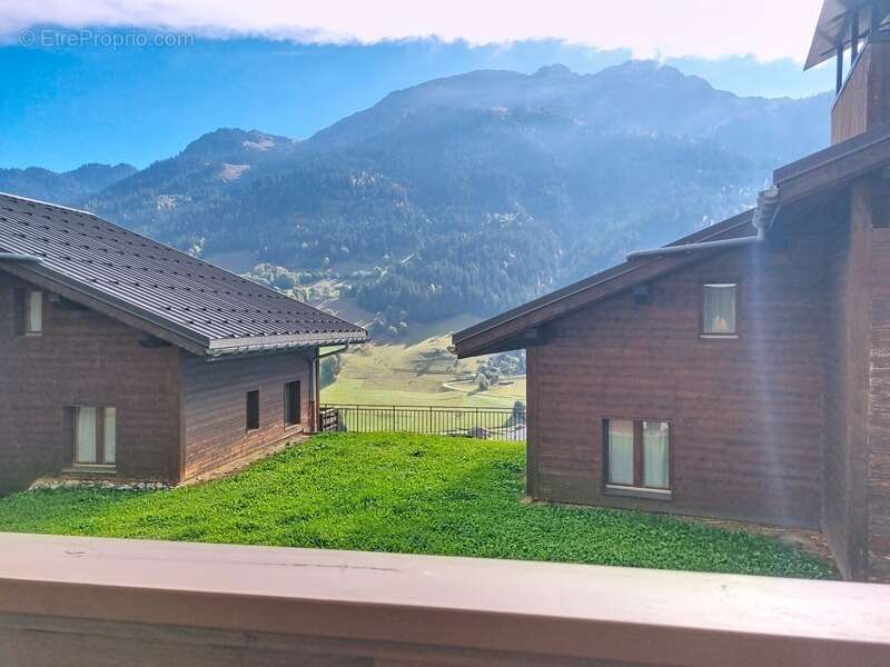 Appartement à HAUTELUCE