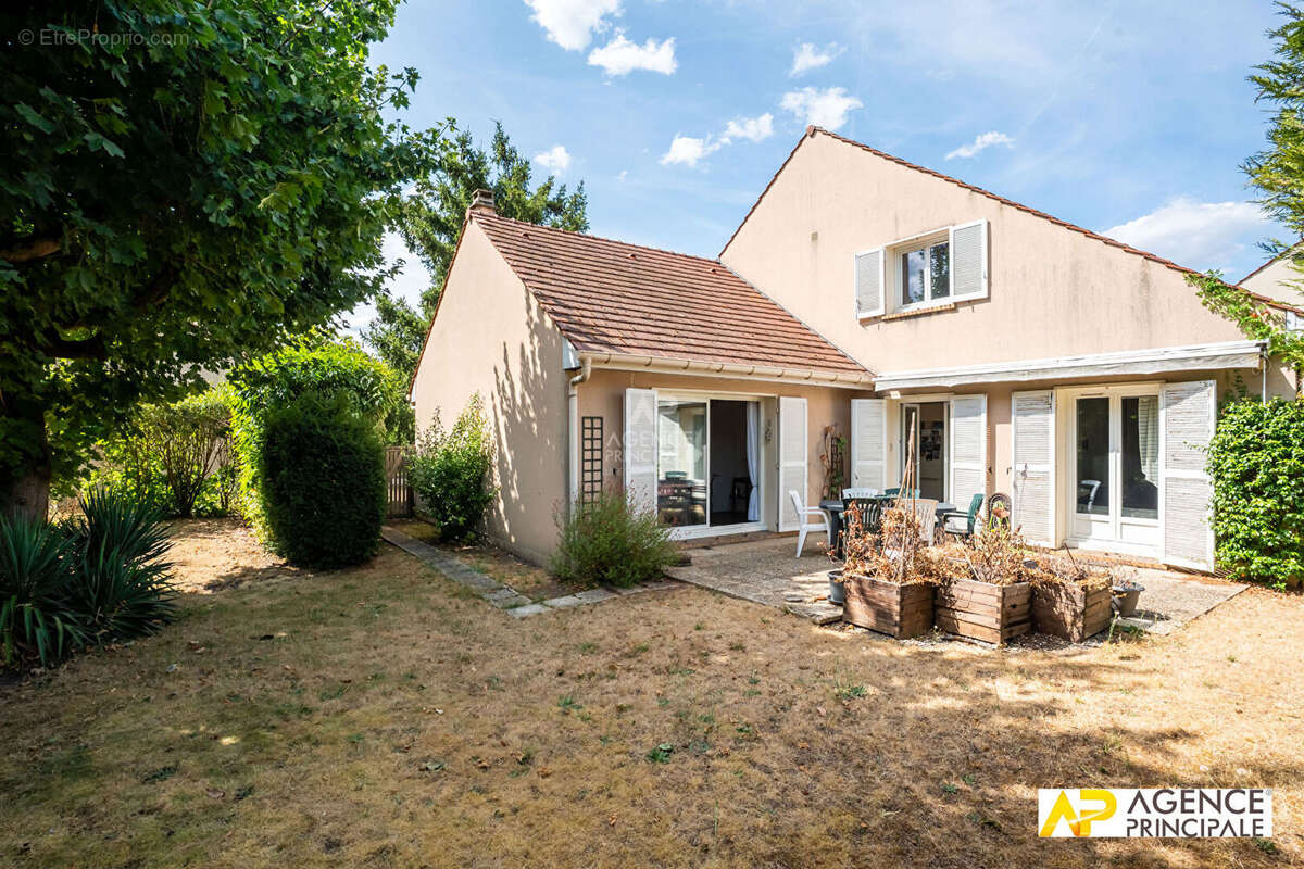 Maison Le Mesnil Le Roi 5 pièce(s) 113.65 m2 - photo 17