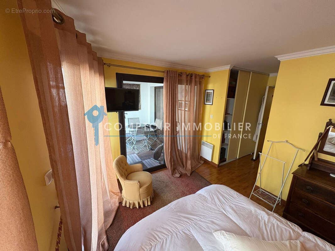 Appartement à acheter avec terrasse balcon 8 pièces à Sète, quartier Victor Hugo - photo 8
