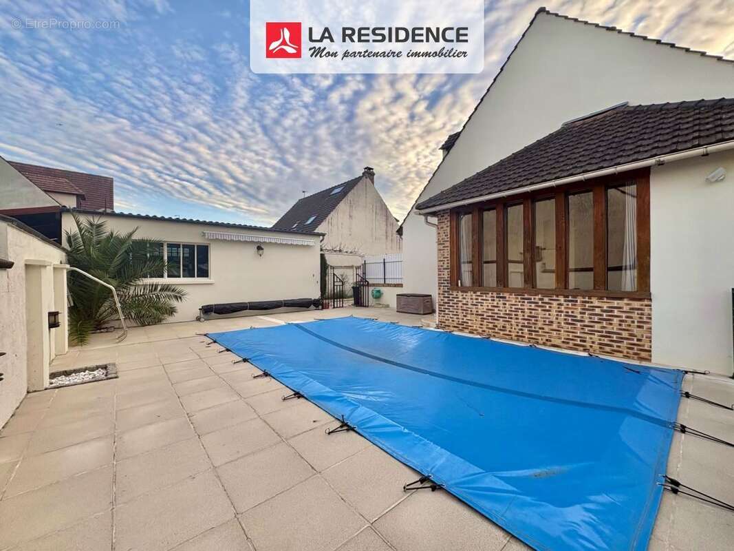 Maison à MONTIGNY-LES-CORMEILLES