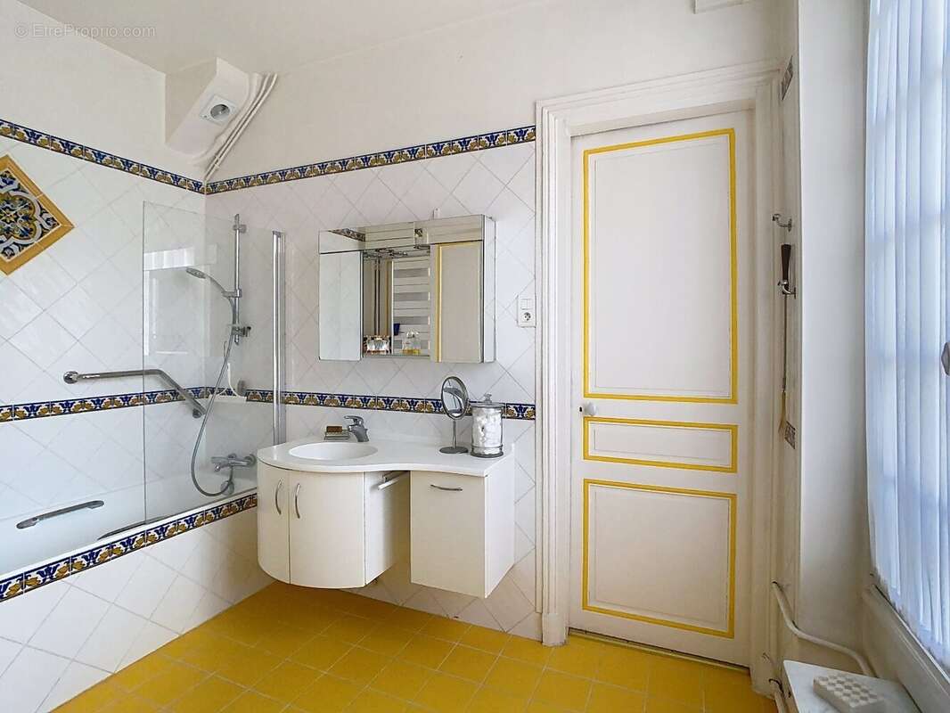 Maison à LE CHESNAY