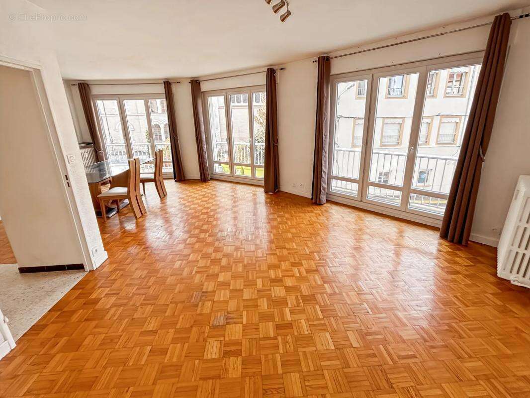 Appartement à SAINT-CHAMOND