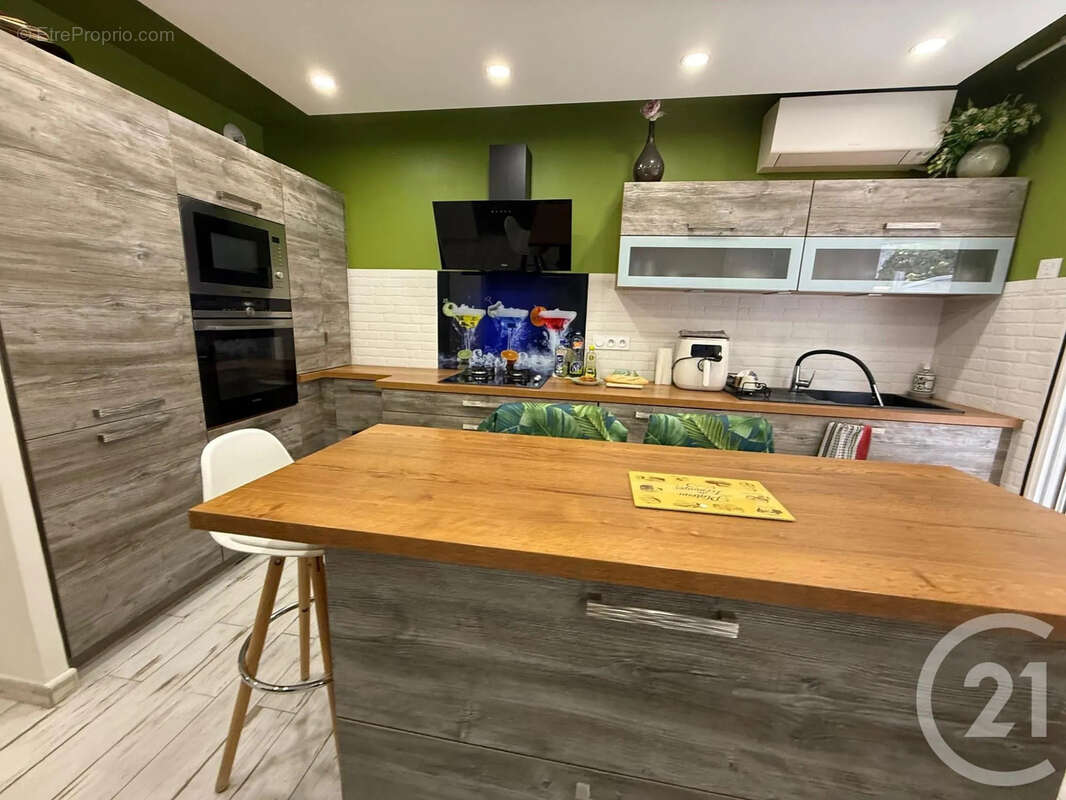 Appartement à ROQUEBRUNE-CAP-MARTIN