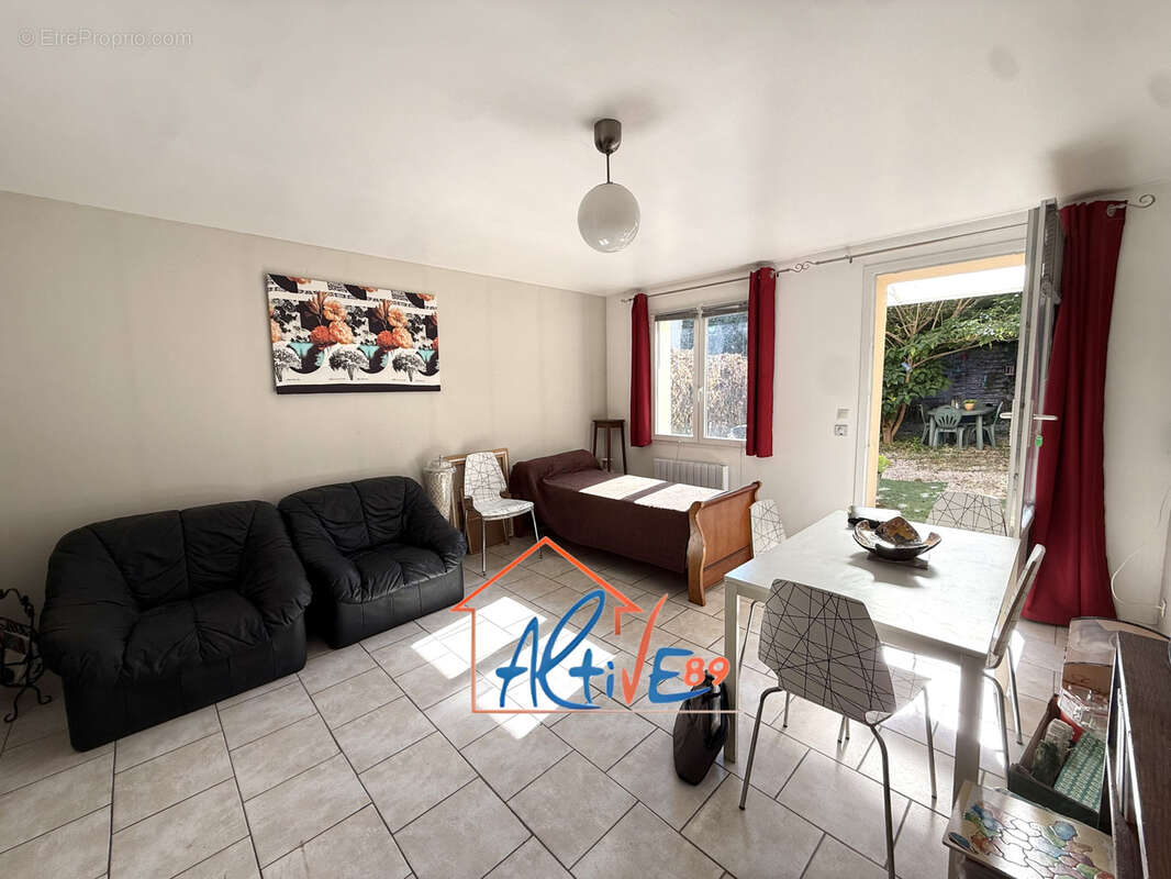 Maison divisée en deux logements   Idéal investissement ou projet familial à Valravillon - photo 5