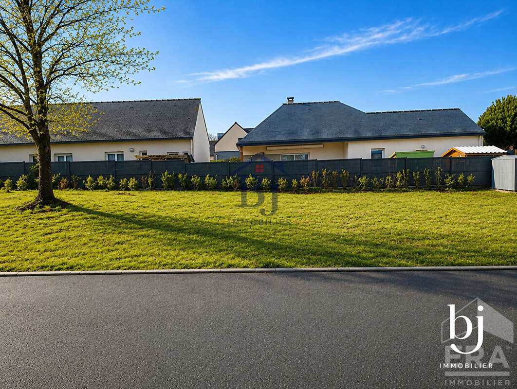 Terrain Guichen 330 m2 - photo 2