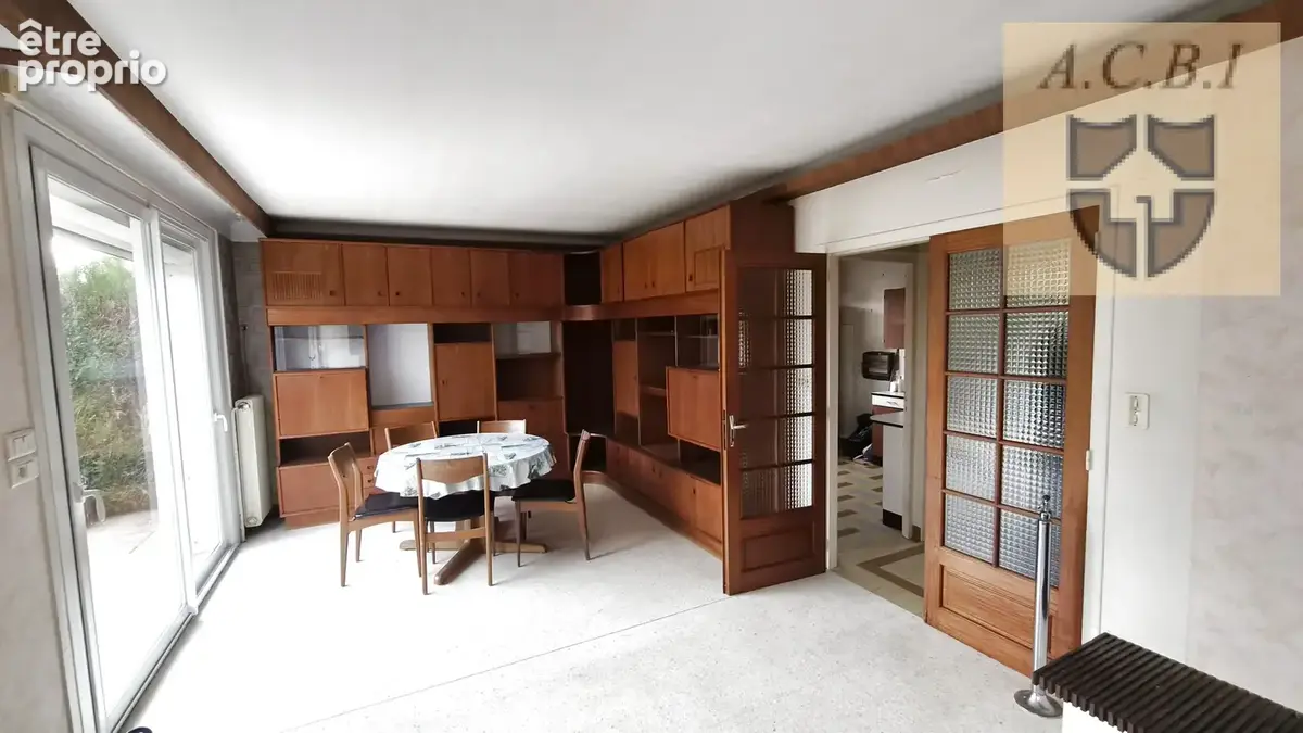 Ensemble immobilier  ou maison familiale (~122 m2 hab. + sous-sol total) - photo 6