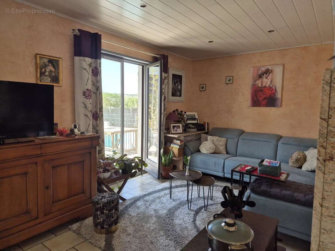 Maison à BRIVES-CHARENSAC