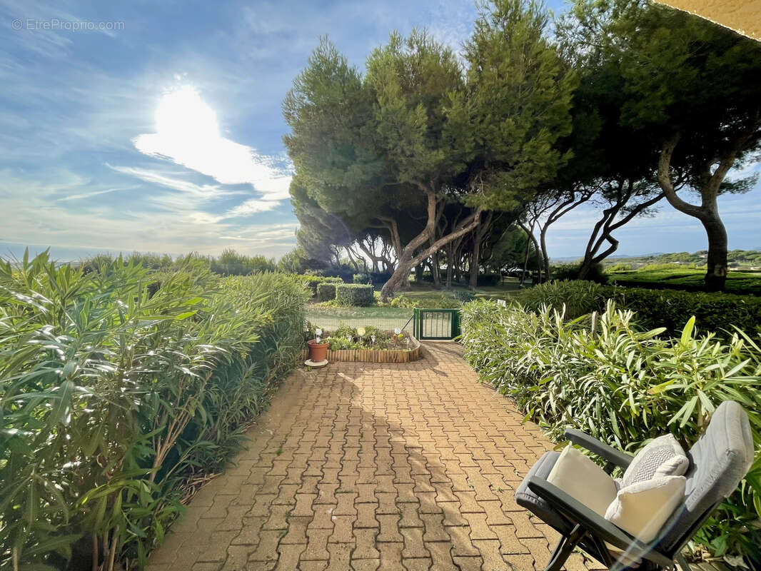 Appartement à SIX-FOURS-LES-PLAGES