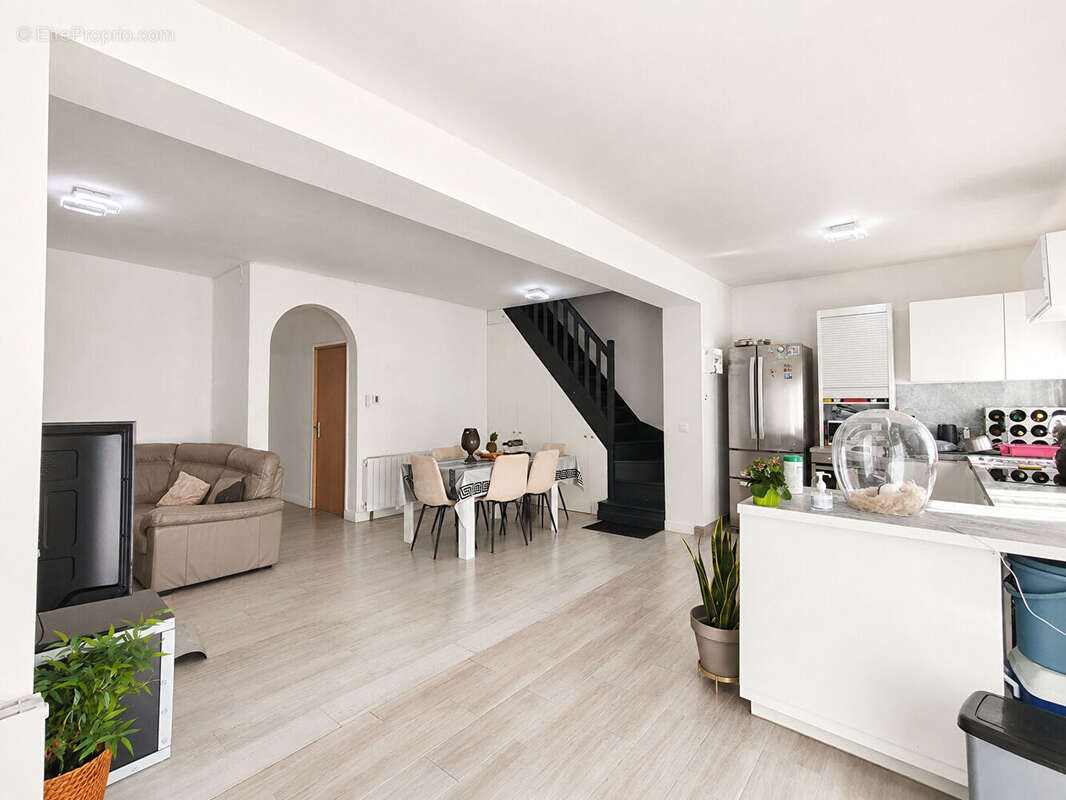 Maison 138m² à fosses - photo 7