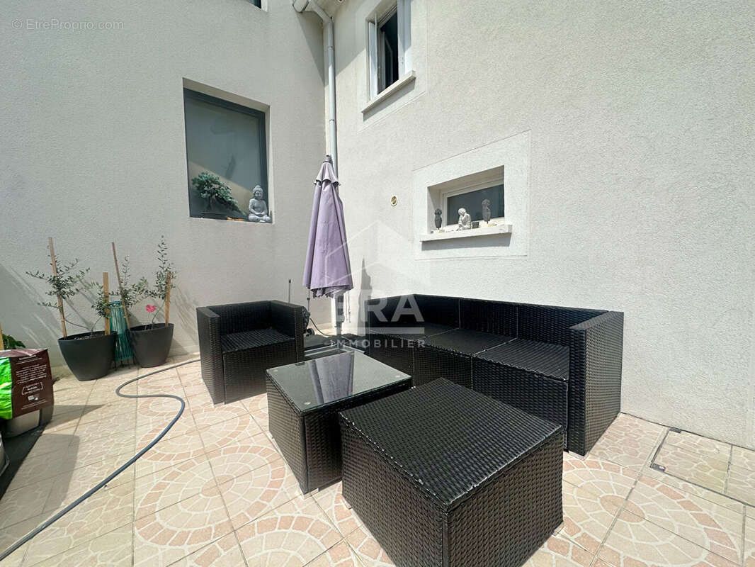 Maison à SARTROUVILLE