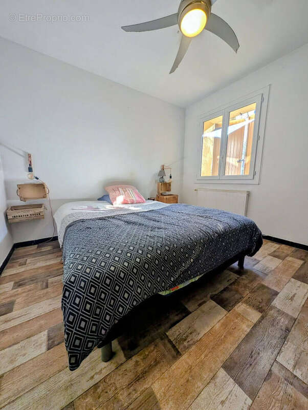 Maison à VENEJAN