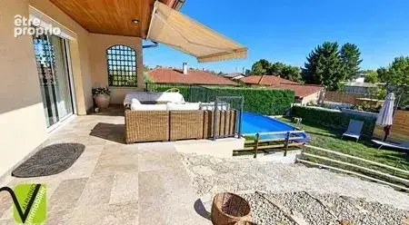 Maison - 170m ² - photo 1