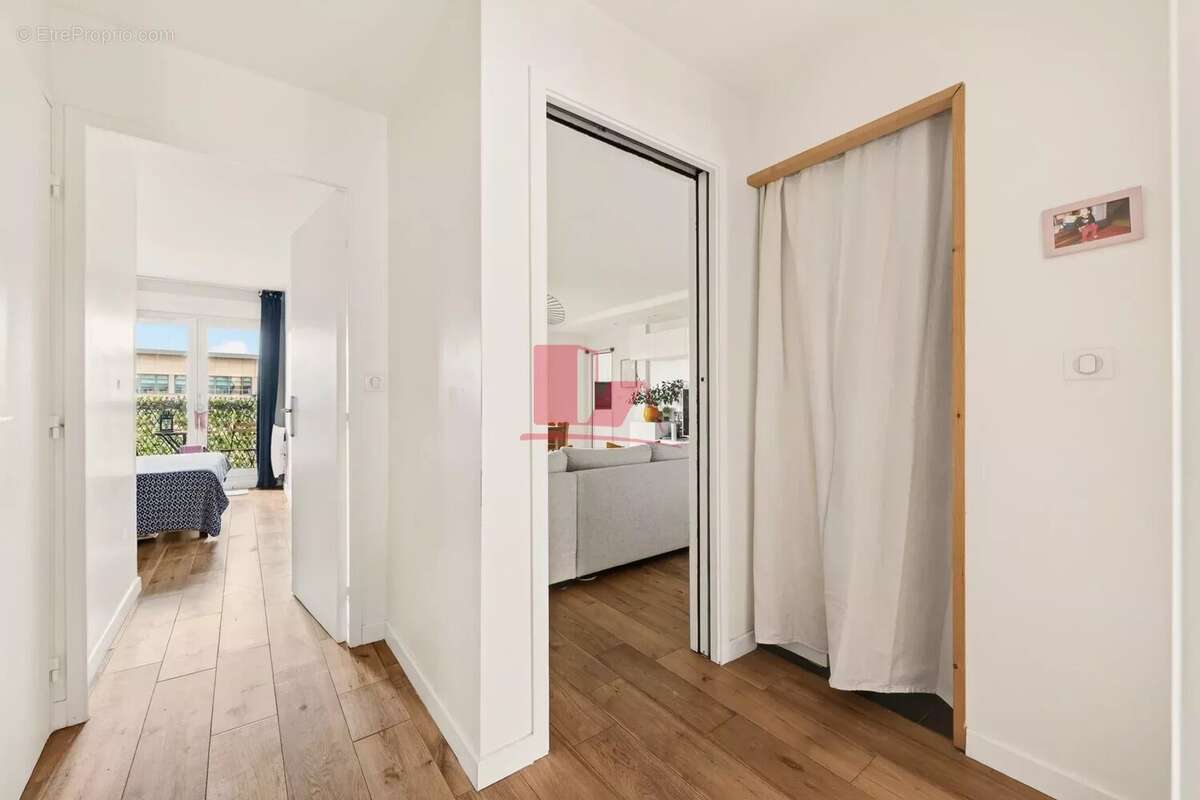 Appartement à ISSY-LES-MOULINEAUX