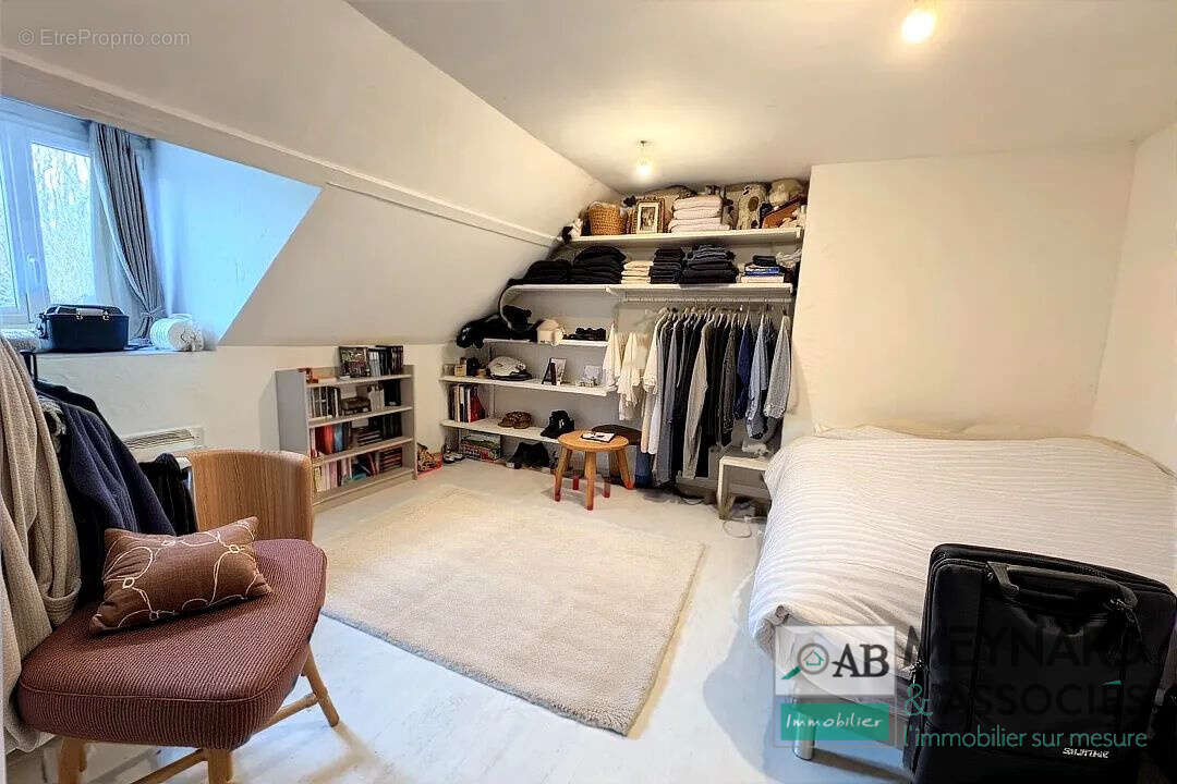 Maison à LESCHEROLLES