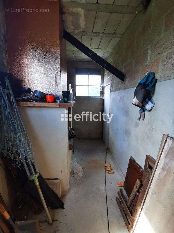 Maison 112 m² à Landelles-Et-Coupigny  - photo 31