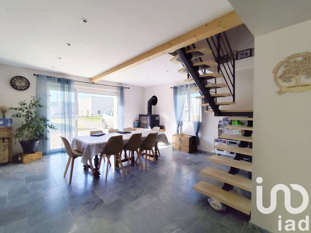 Photo 3 - Maison à SAINT-MARCEL-LES-VALENCE