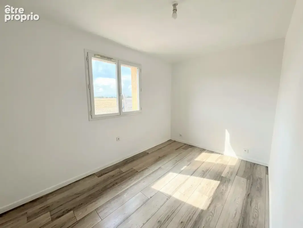 Maison T4 de 83 m2 sur EAUNES - photo 4