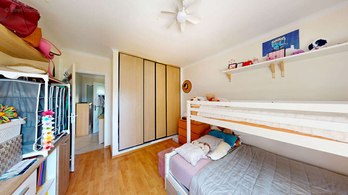 Appartement à VILLENEUVE-LOUBET