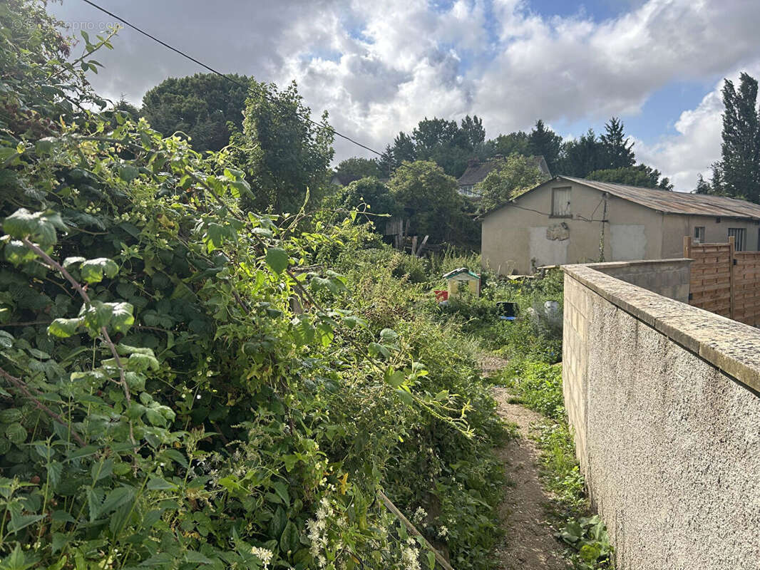 Terrain à LE CHATELET-EN-BRIE
