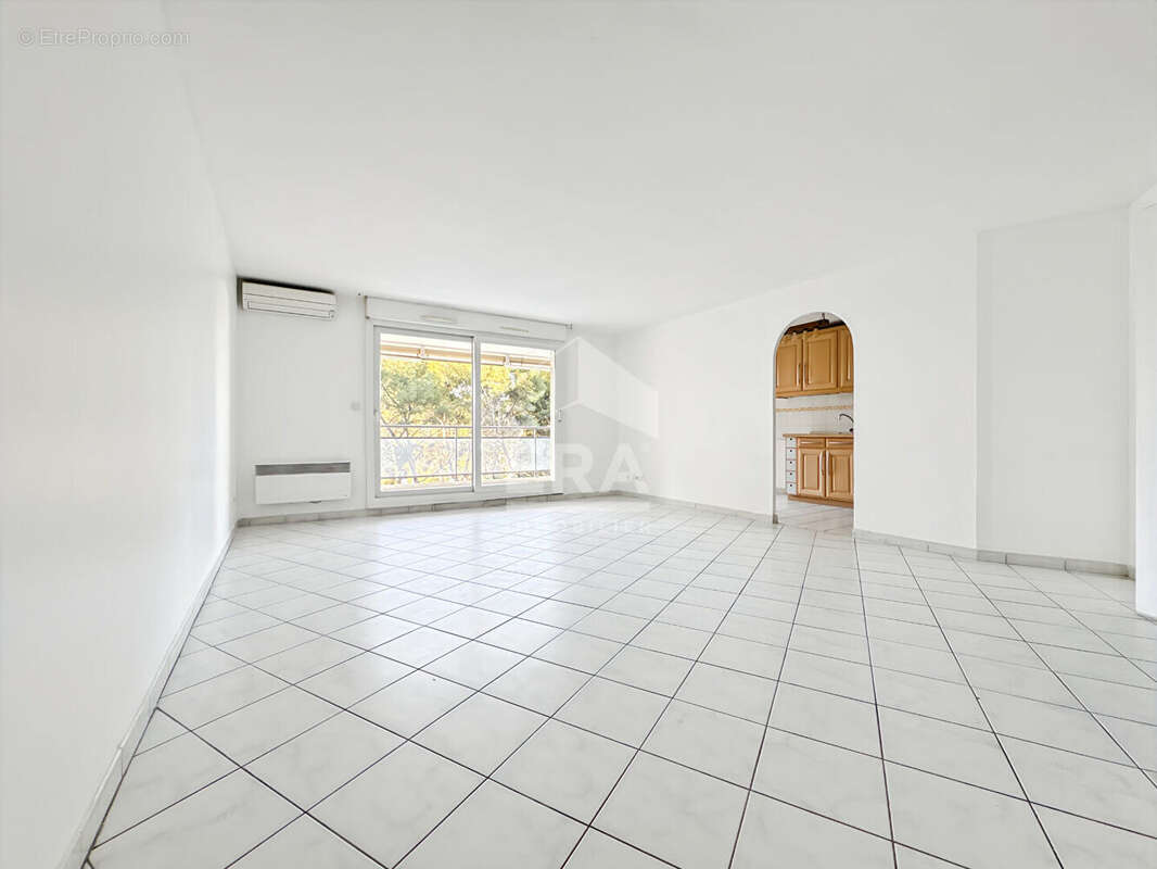 Appartement à MARSEILLE-13E