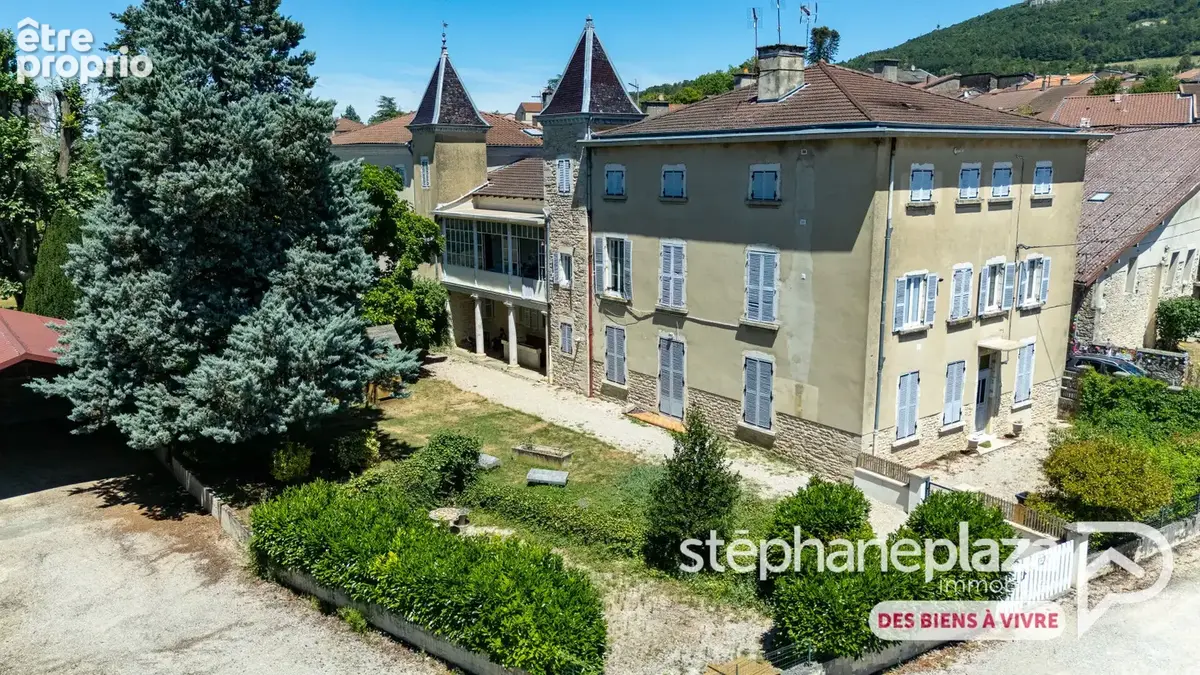 Appartement à CEYZERIAT