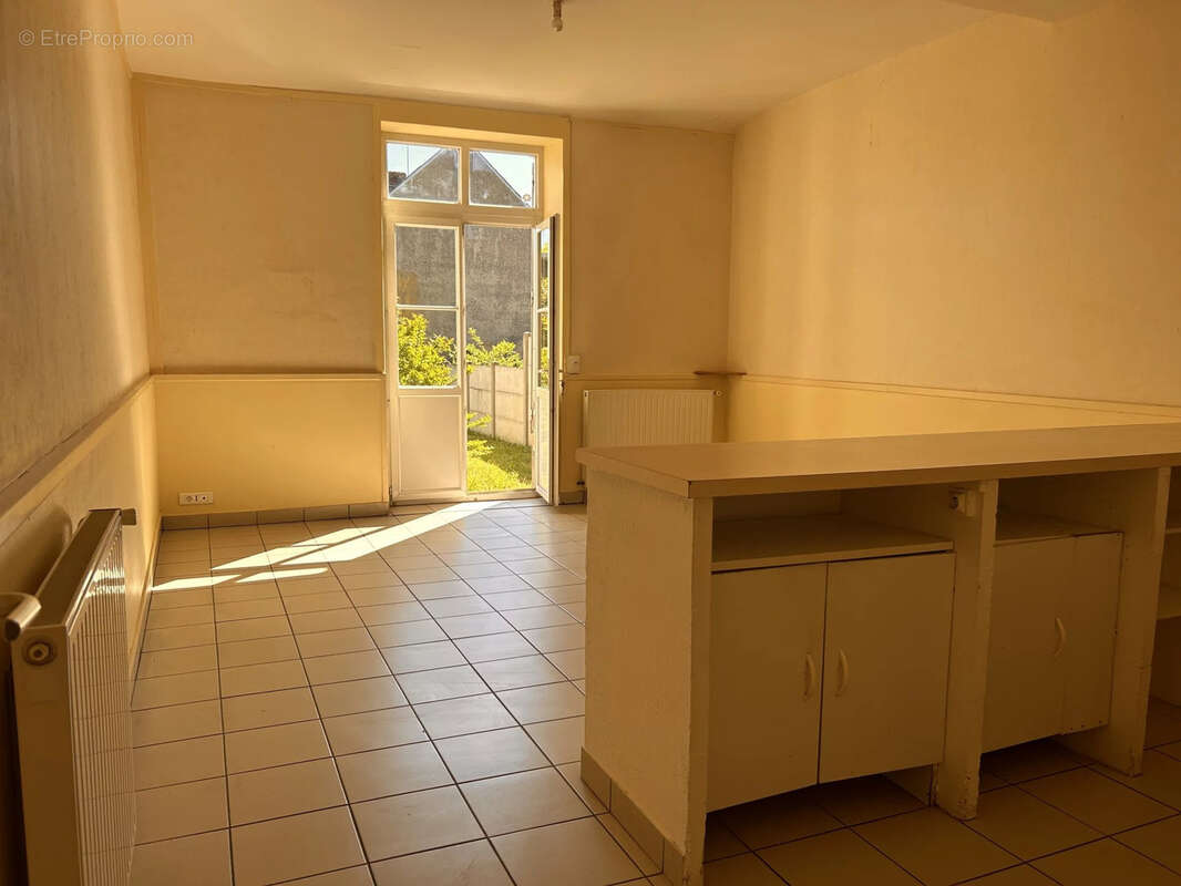 Maison à SAINT-GAULTIER