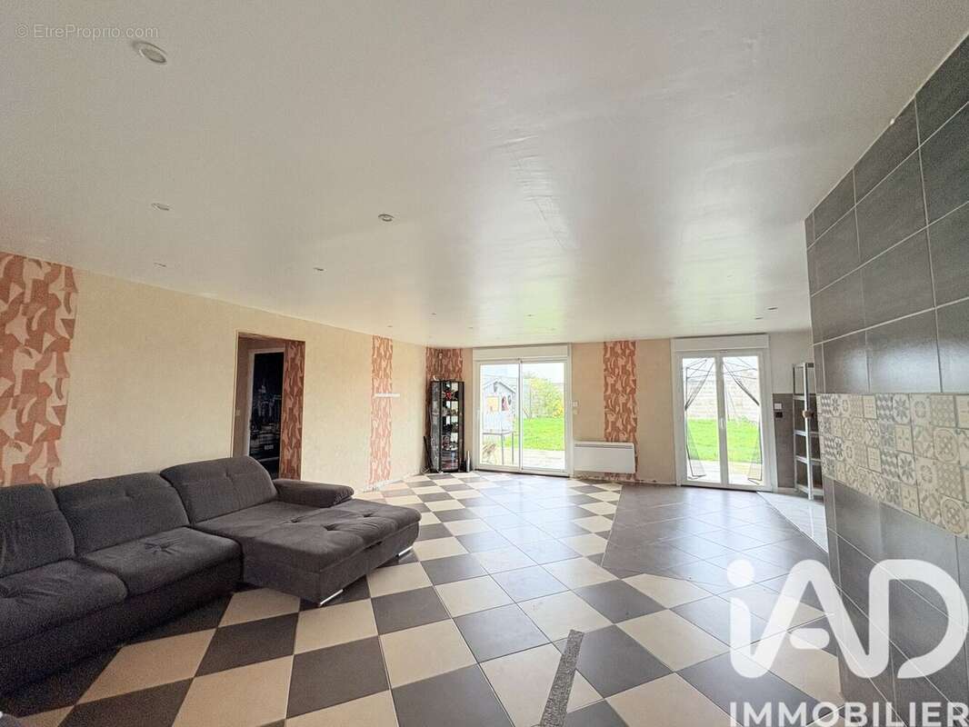 Photo 3 - Maison à LIHONS