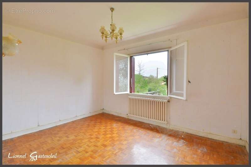 Maison à PORT-SAINTE-FOY-ET-PONCHAPT