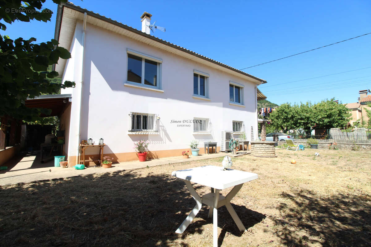 Charmante maison de 91 m2 avec jardin fruitier, garage et cave - photo 19