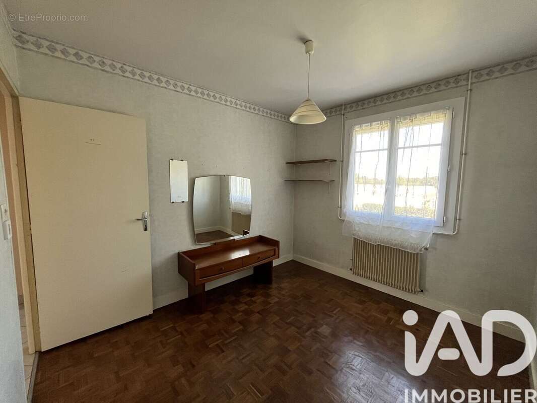 Photo 6 - Maison à ROUMAZIERES-LOUBERT