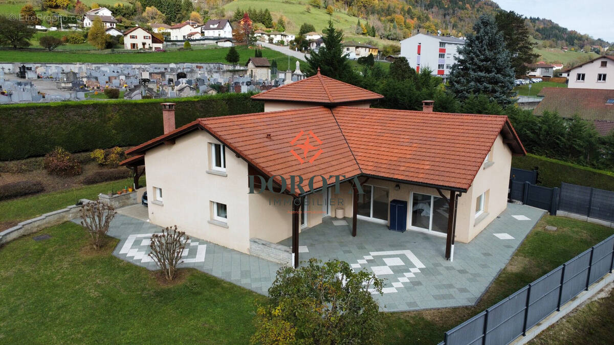 Maison à SAINT-PIERRE-D&#039;ALLEVARD