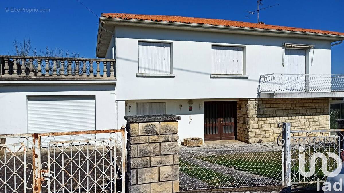 Photo 1 - Maison à SEYCHES