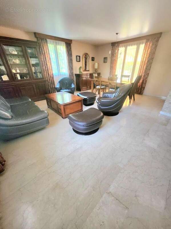 Maison 203 m² à Montagny  - photo 6