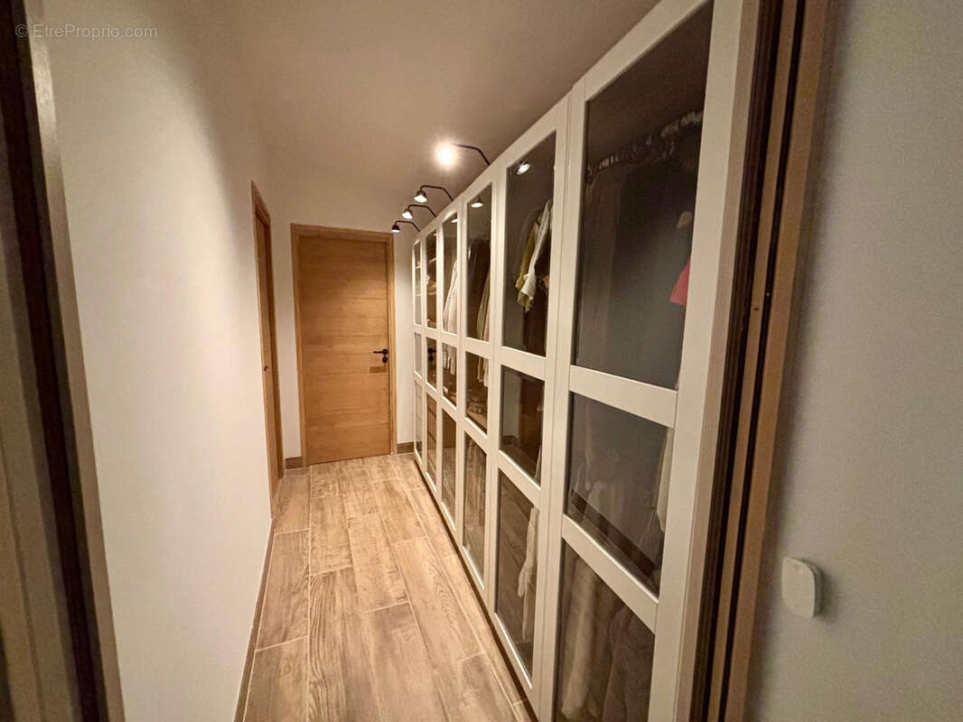 Maison à SUZE-LA-ROUSSE