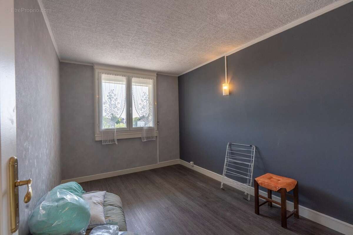 Troyes, Appartement de type V avec balcon et cave - photo 8