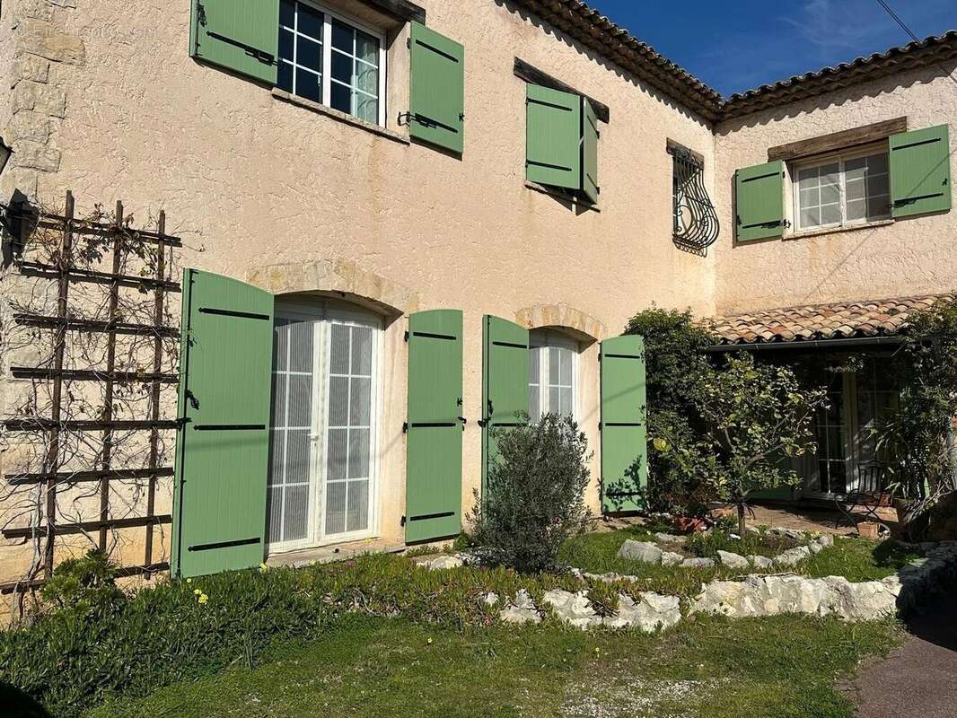 Maison à CAGNES-SUR-MER
