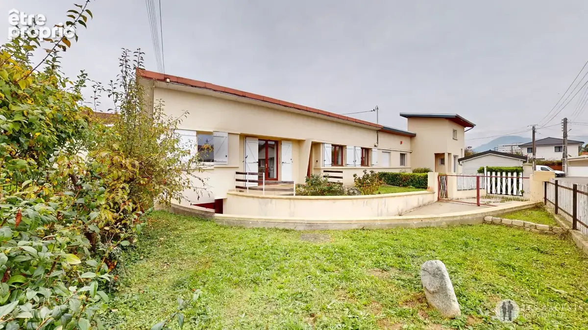 Maison à ECHIROLLES