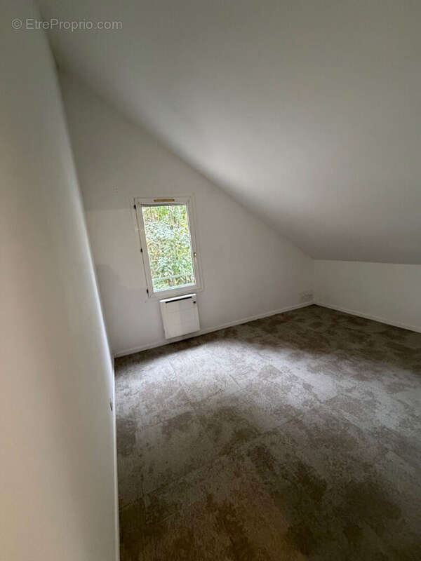 Appartement à LARDY