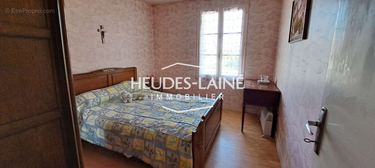 Maison à LES LOGES-MARCHIS