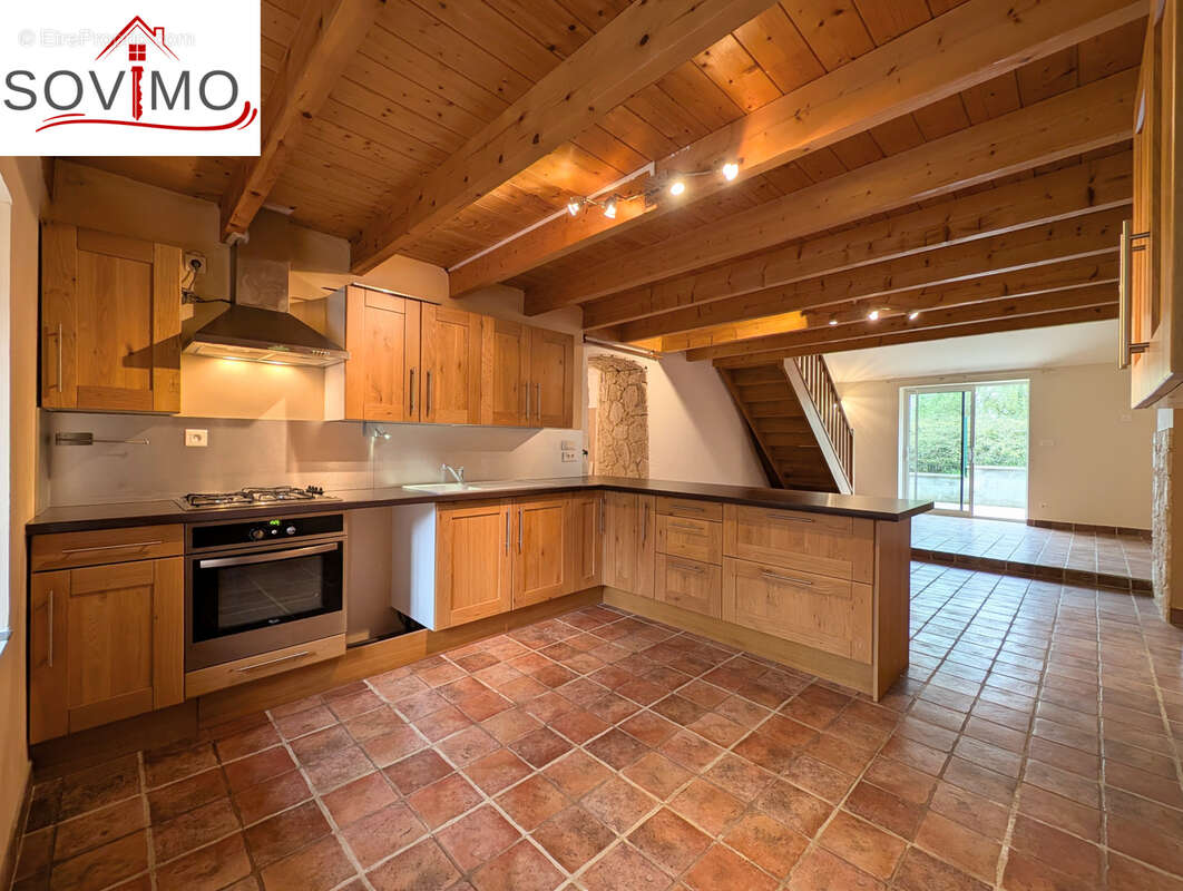 Maison à AVAILLES-LIMOUZINE