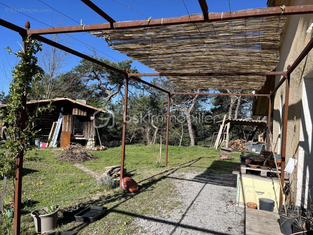Maison à FORCALQUIER