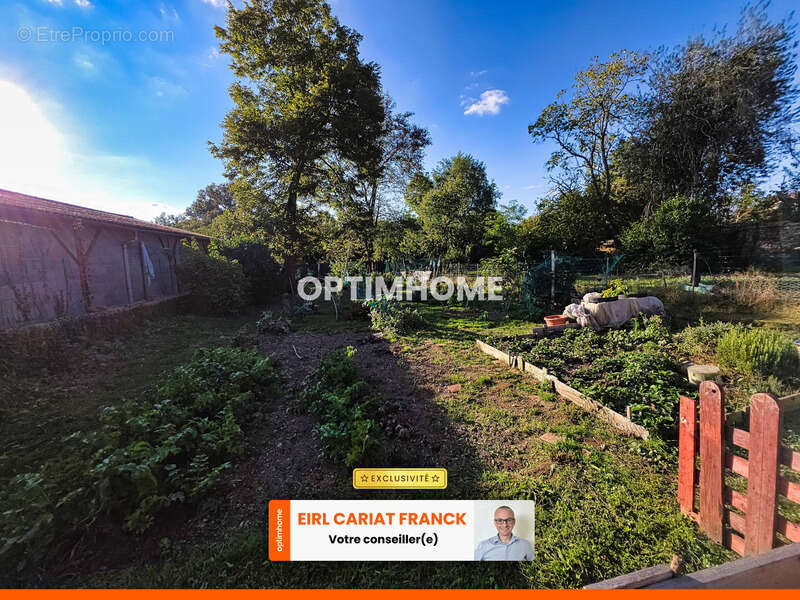 Maison à ARNAC-LA-POSTE