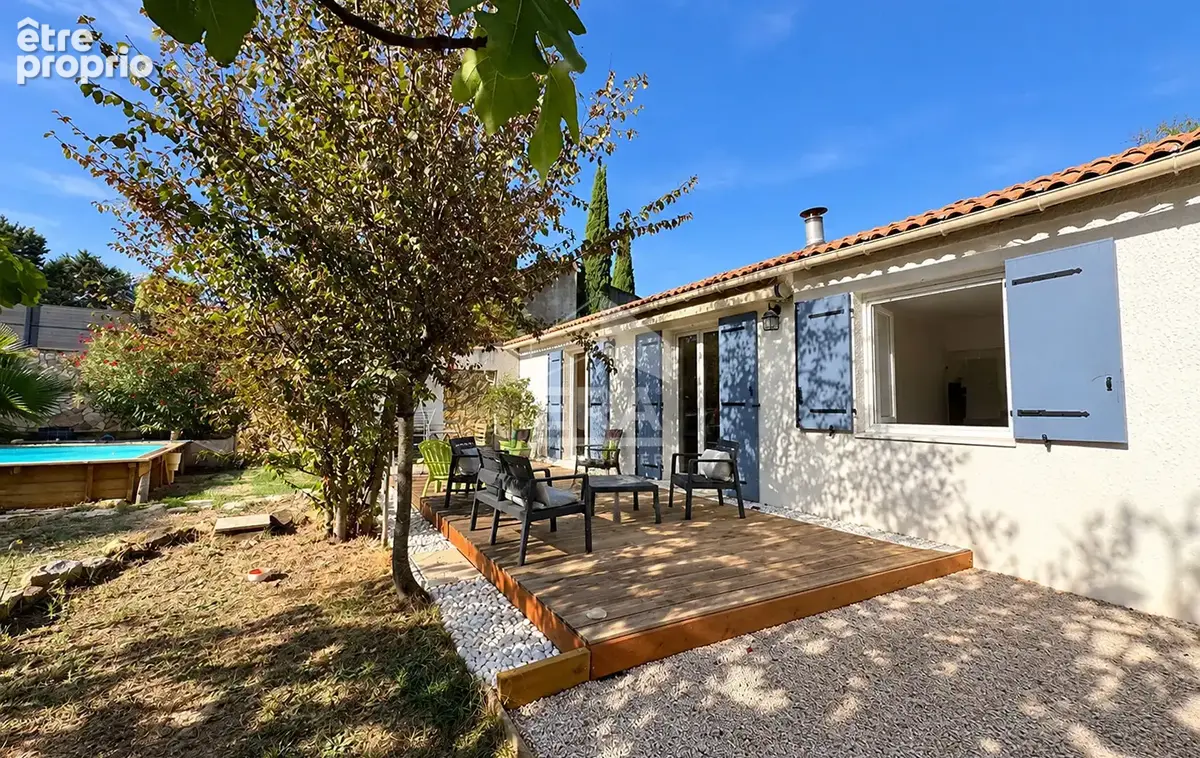 Maison à PEYNIER