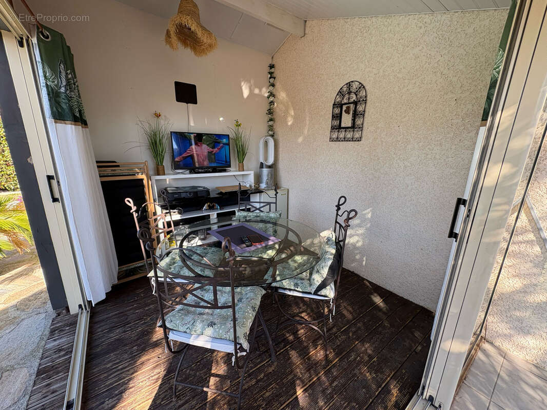 Maison à SAINT-CYPRIEN