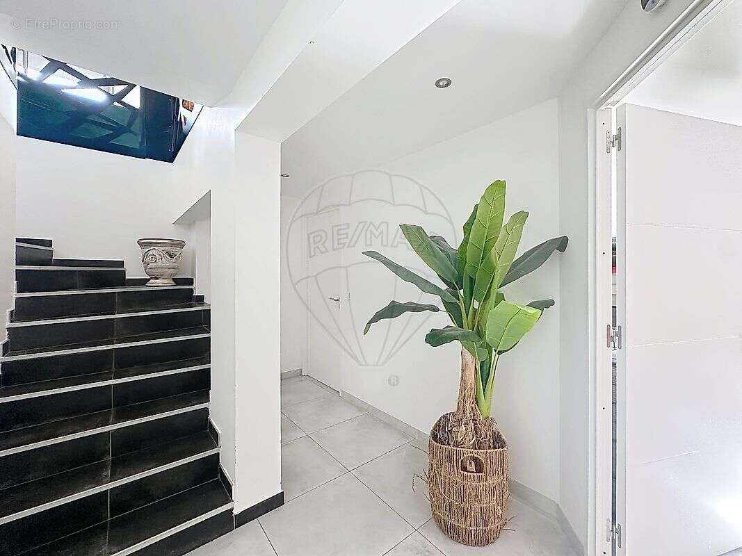 Maison à BOISSET-ET-GAUJAC