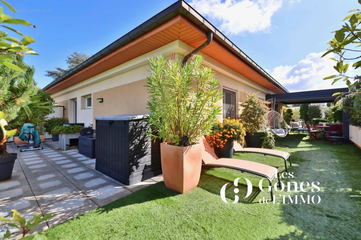 Appartement à TASSIN-LA-DEMI-LUNE